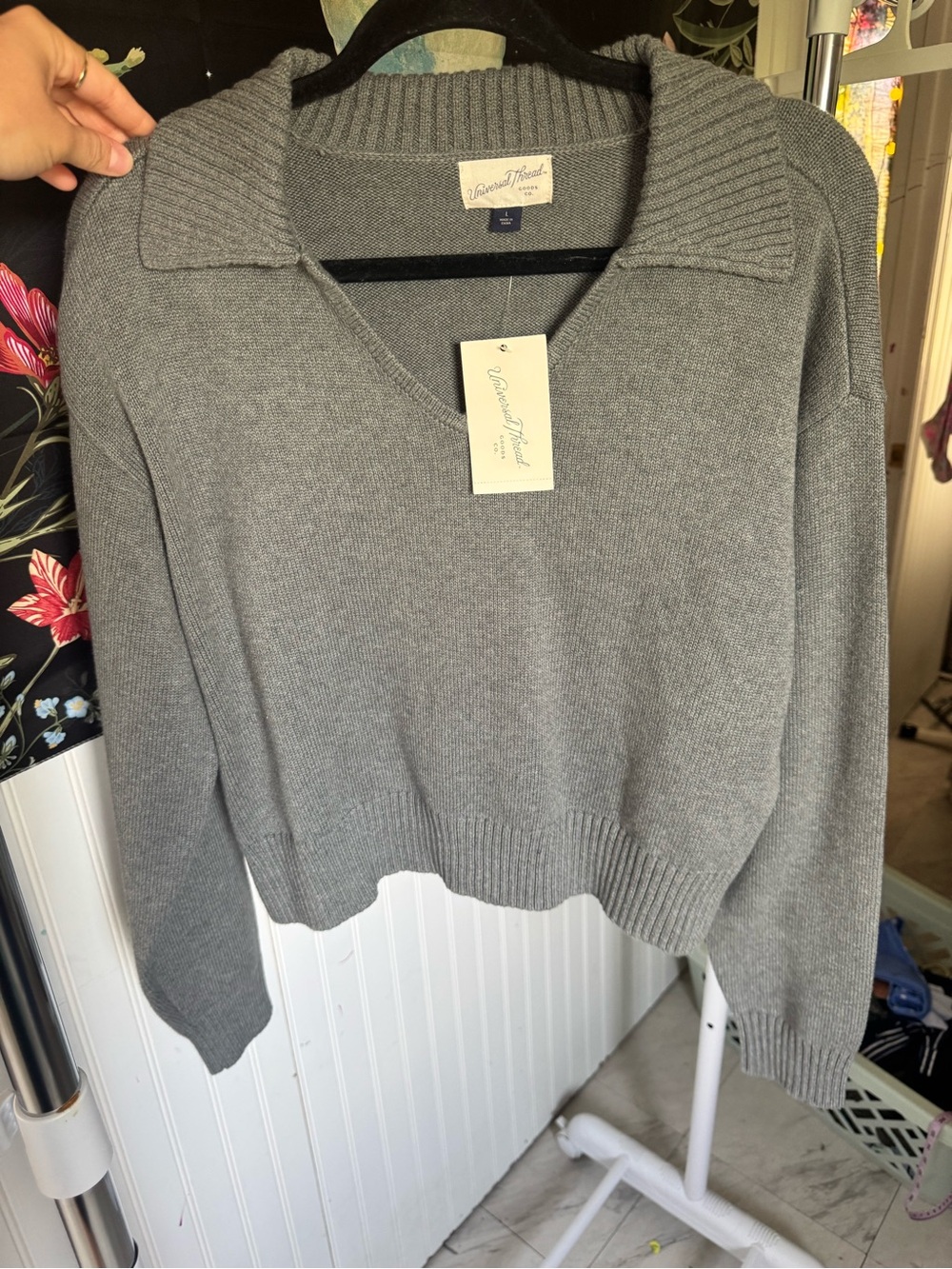 Universal thread Gray Collared V-Neck Sweater
